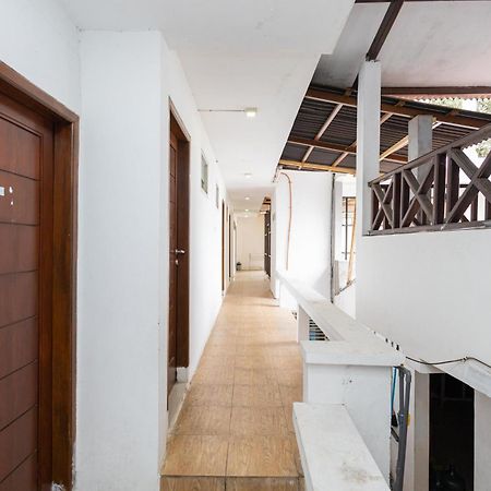 Reddoorz Syariah At Wisma Djokorio Poncokusumo 玛琅 外观 照片