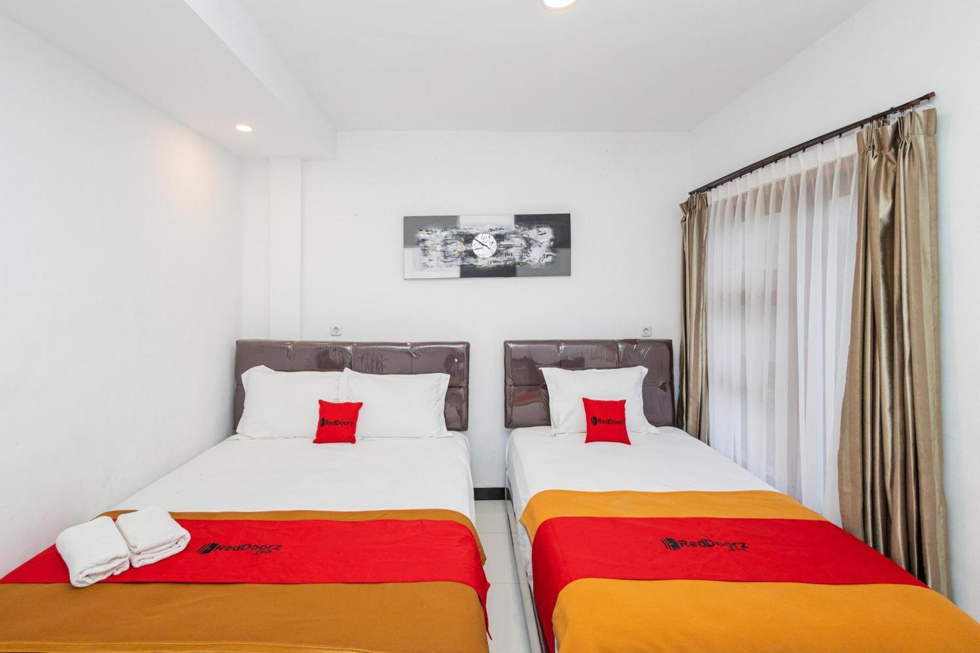 Reddoorz Syariah At Wisma Djokorio Poncokusumo 玛琅 外观 照片